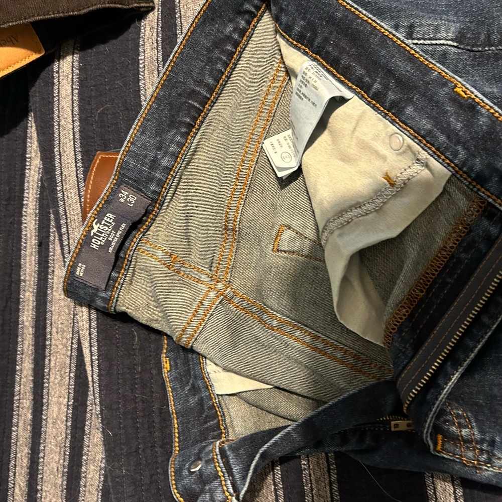 Hollister Blue Slim Jeans with Classic Contrast Stitching